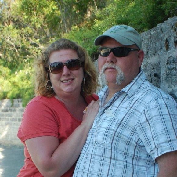 Meet your Posher, Debra - Picture 2 of 3